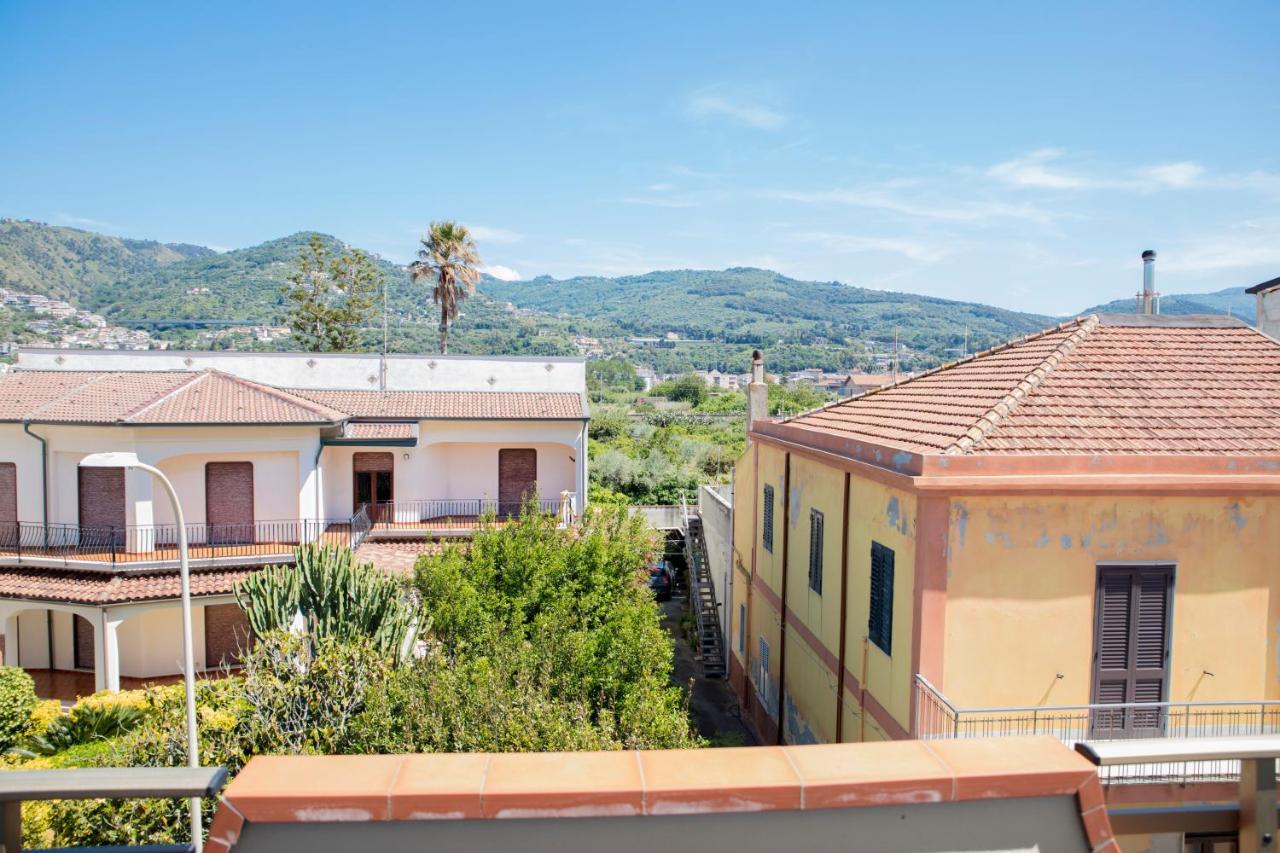 B&B Il Capitano Capo d'Orlando Bagian luar foto