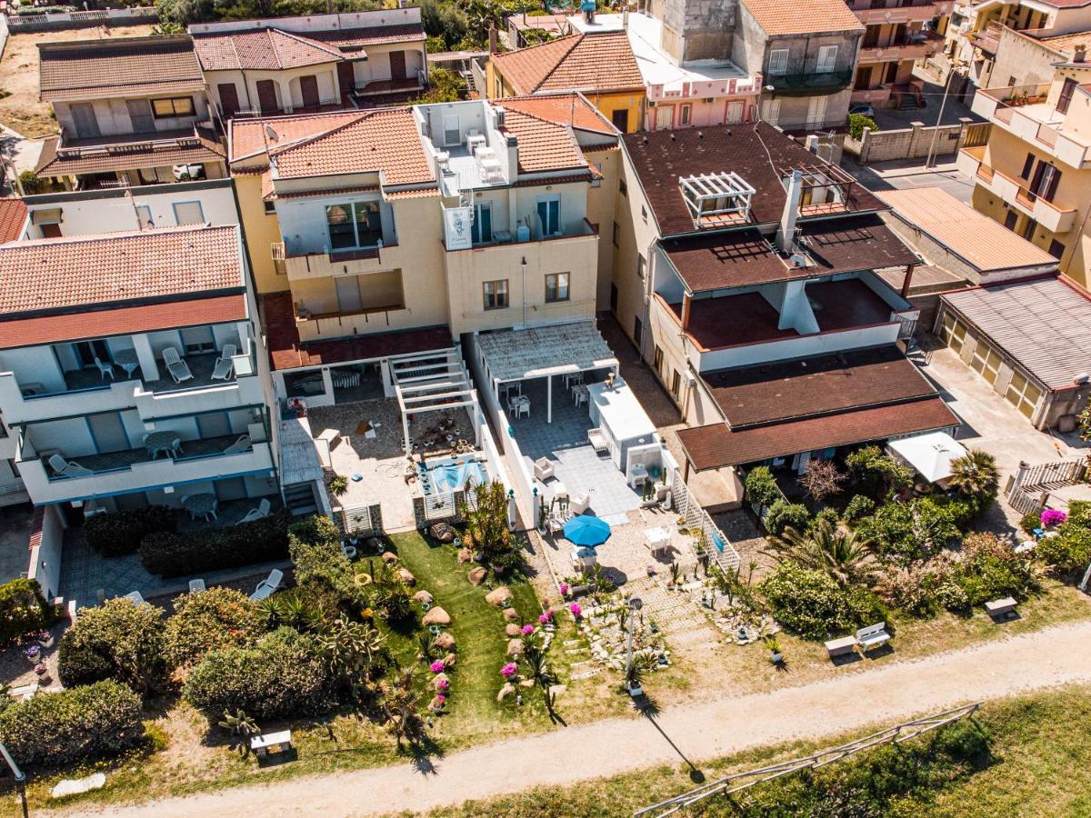 B&B Il Capitano Capo d'Orlando Bagian luar foto